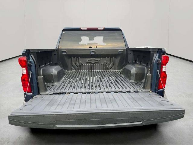 Used 2023 Chevrolet Silverado 1500 LT AWD/4WD image 14