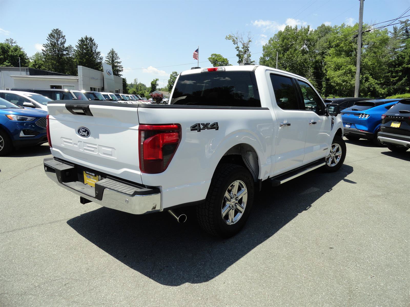 Certified 2024 Ford F150 XLT w/ Mobile Office Package AWD/4WD image 5
