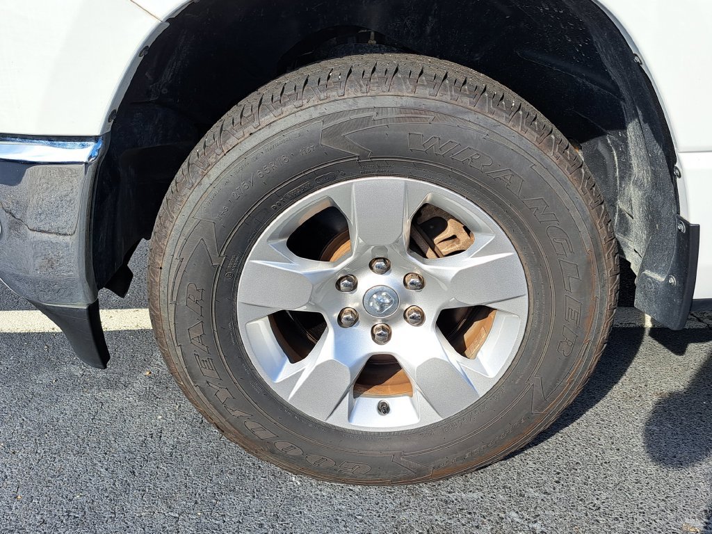 Used 2022 RAM 1500 Big Horn AWD/4WD image 18