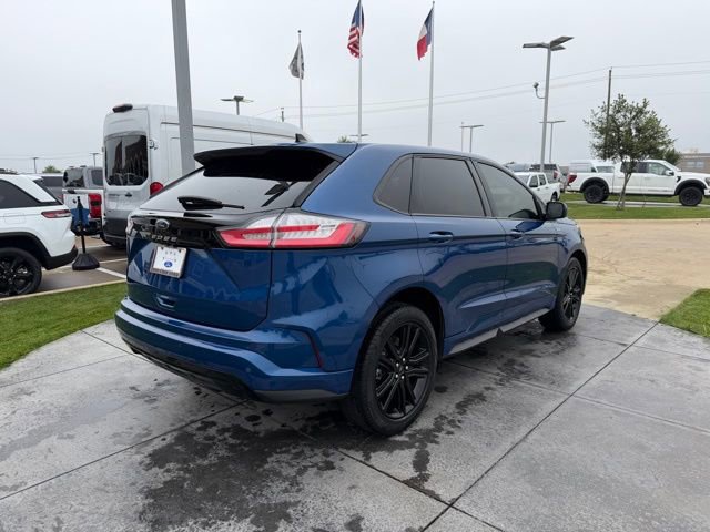 Certified 2022 Ford Edge ST-Line AWD/4WD image 3