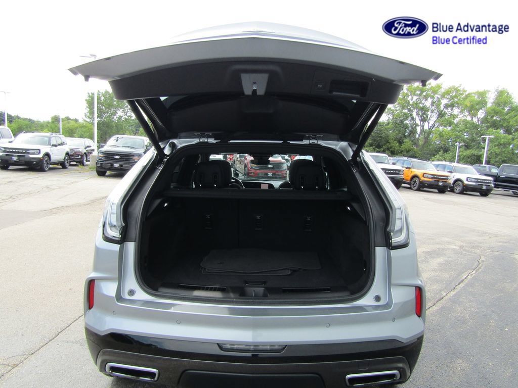 Used 2024 Cadillac XT4 Sport AWD/4WD image 11