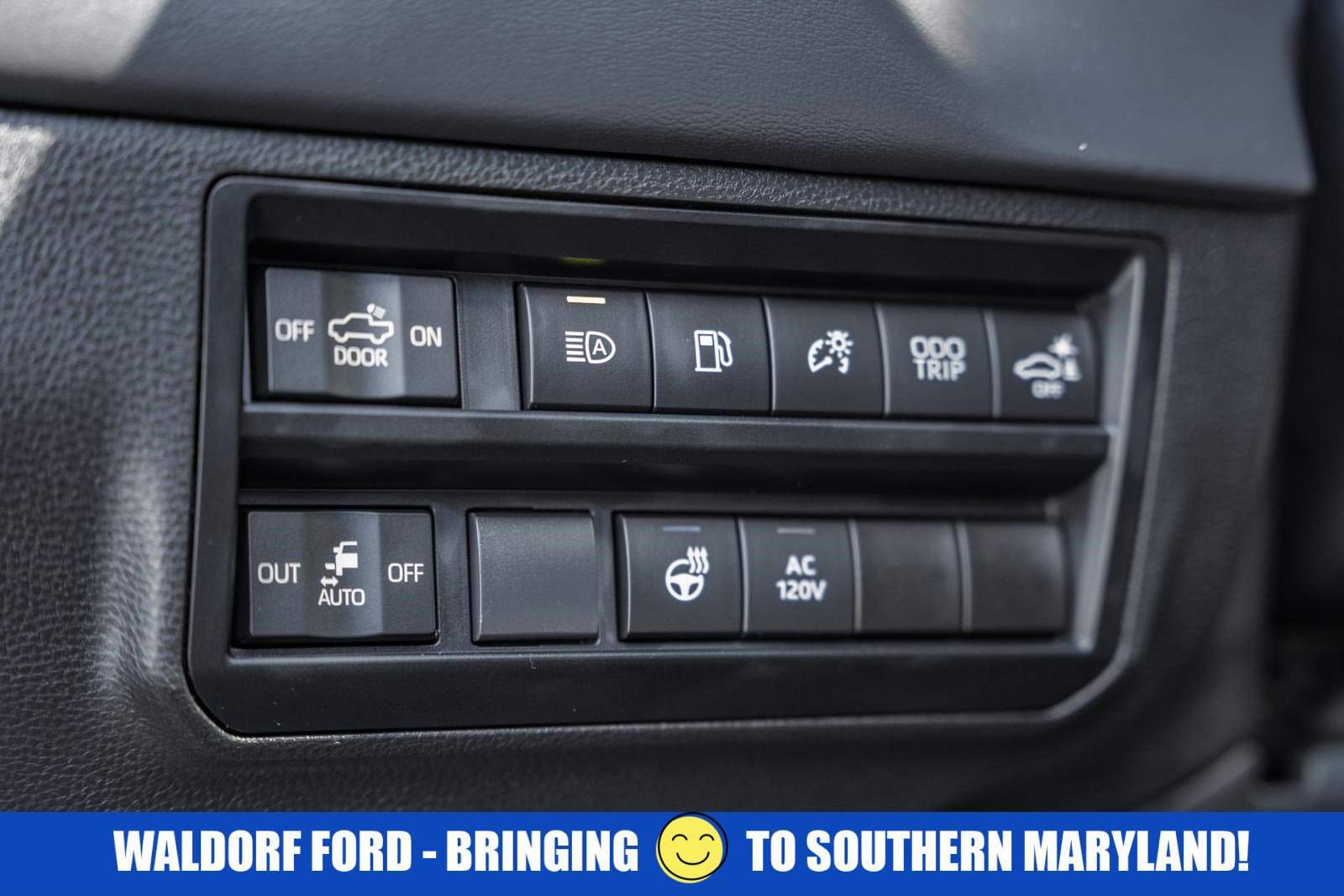 Used 2023 Toyota Tundra Platinum image 49