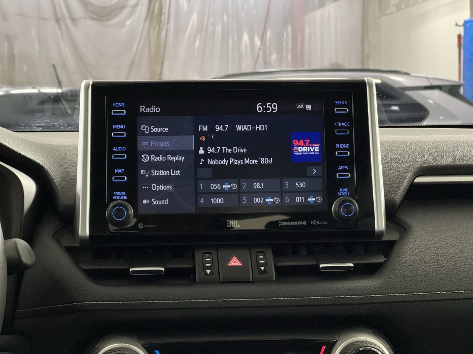 Used 2021 Toyota RAV4 Limited image 16