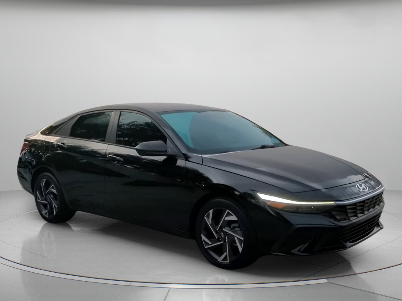 Used 2025 Hyundai Elantra Sport FWD image 36