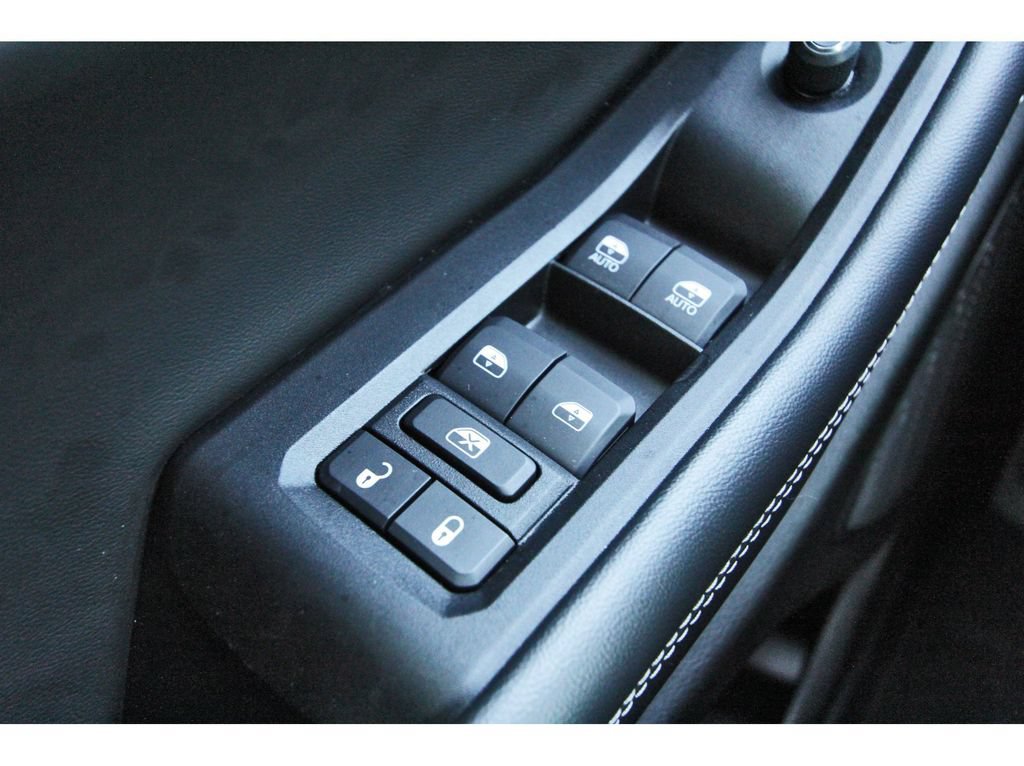 Used 2024 Jeep Grand Cherokee Altitude RWD image 21