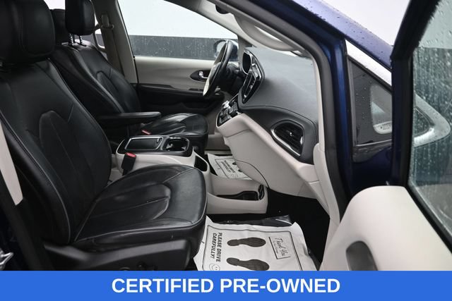Used 2019 Chrysler Pacifica Limited FWD image 11