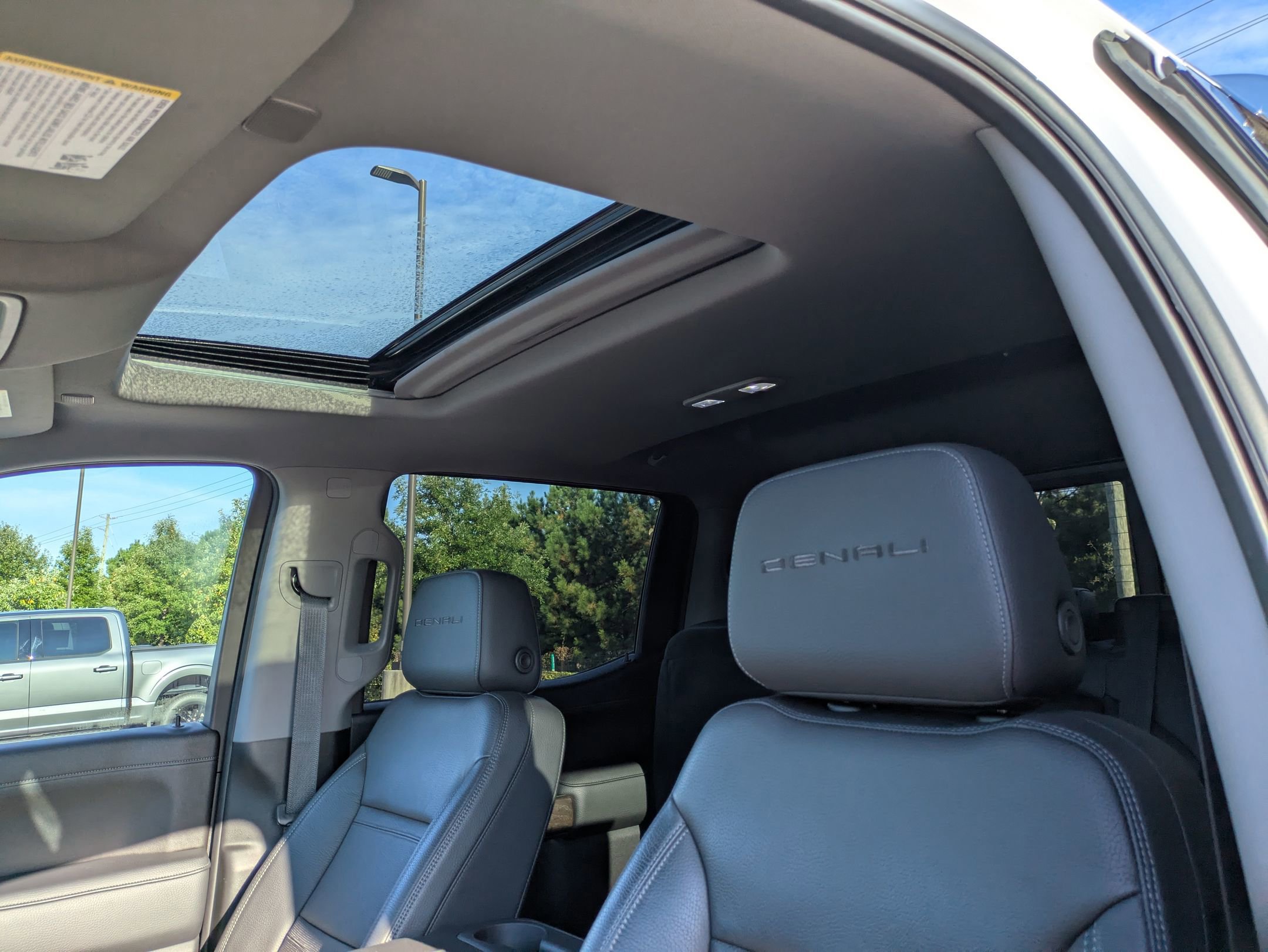 Used 2021 GMC Sierra 1500 Denali w/ Denali Ultimate Package image 29