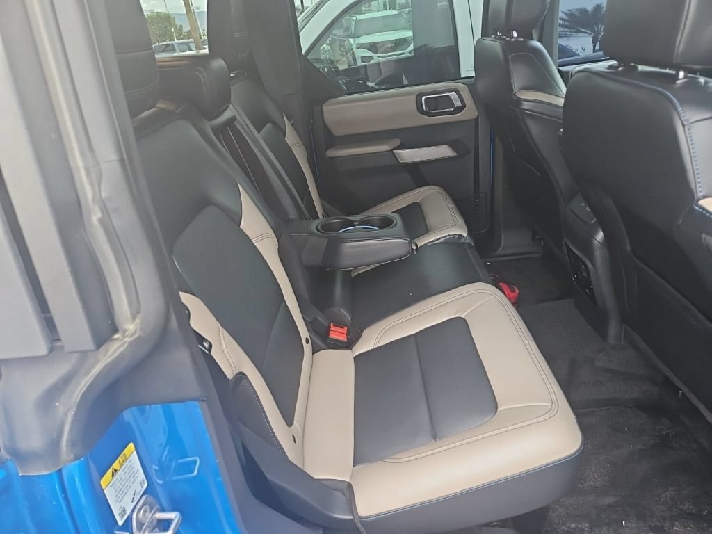 Certified 2023 Ford Bronco Wildtrak AWD/4WD image 4