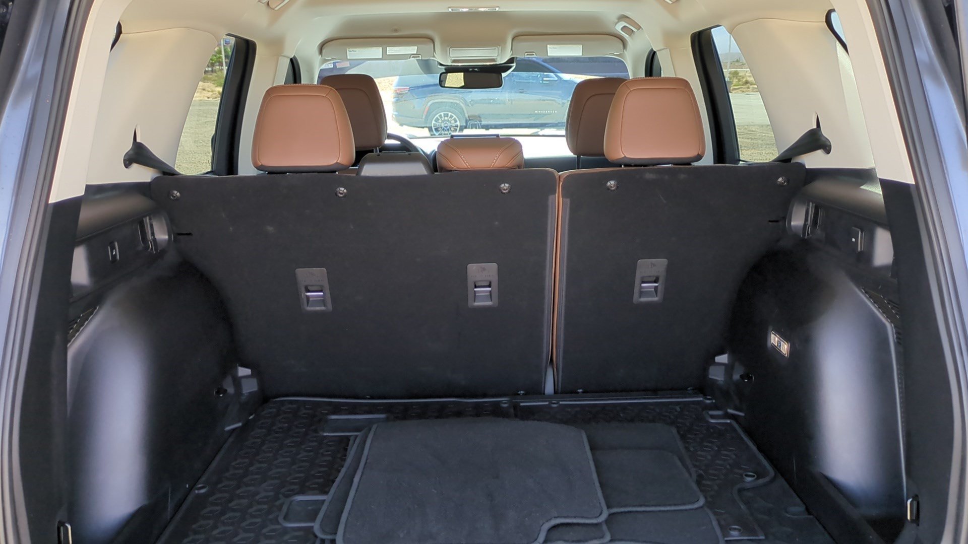 Certified 2023 Ford Bronco Sport Outer Banks AWD/4WD image 30
