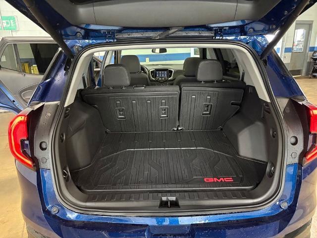 Used 2022 GMC Terrain SLE w/ Driver Convenience Package AWD/4WD image 36