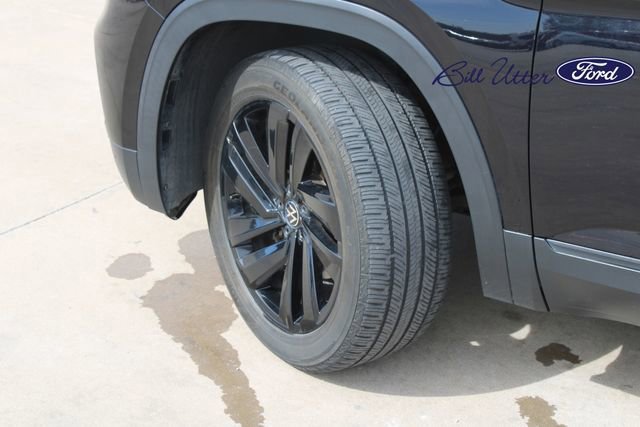 Used 2021 Volkswagen Atlas SE w/ Panoramic Sunroof Package image 9