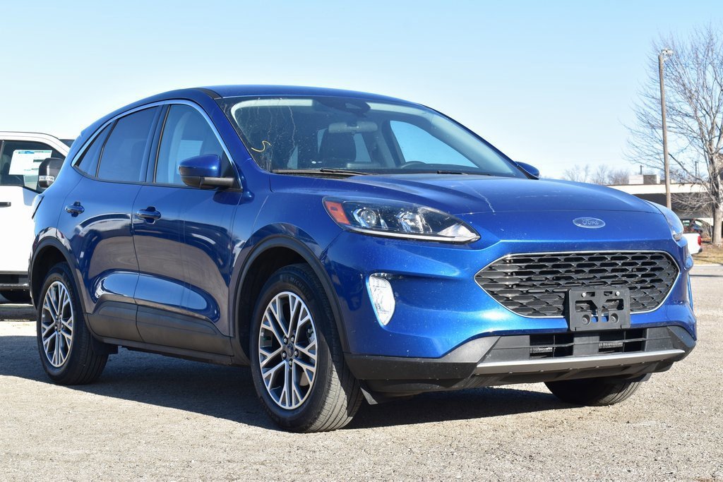 Certified 2022 Ford Escape SEL w/ Technology Package image 3