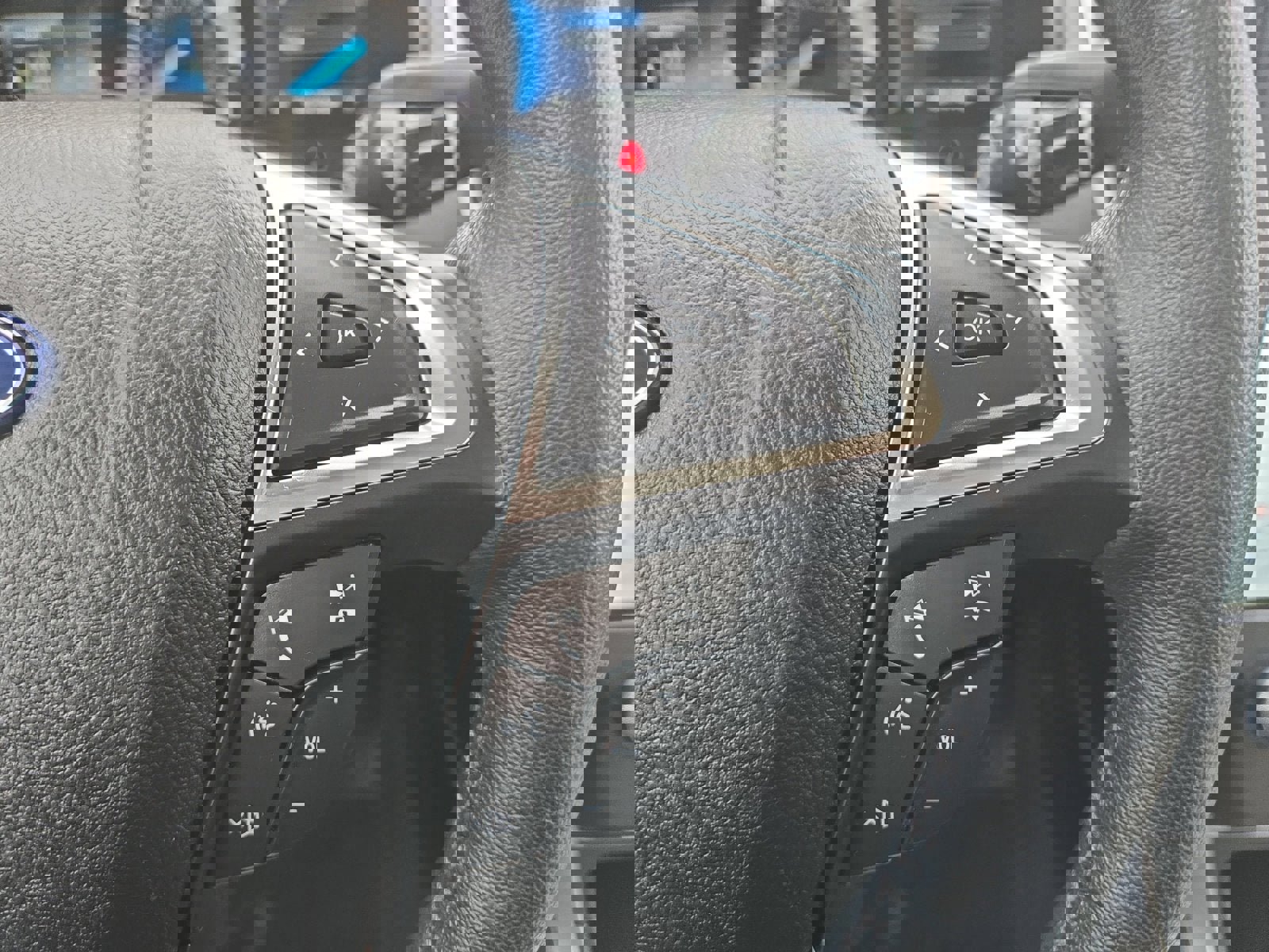 Certified 2022 Ford Edge SEL w/ Convenience Package image 15