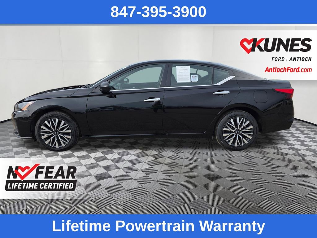 Used 2024 Nissan Altima 2.5 SV AWD/4WD image 4