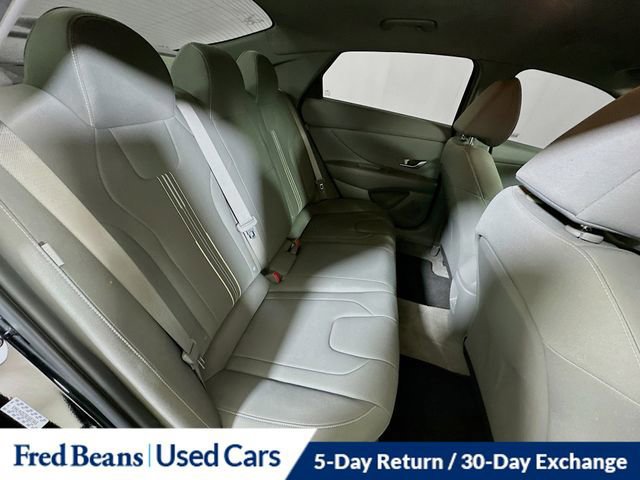 Used 2024 Hyundai Elantra SEL image 29