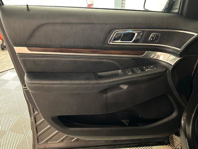 Certified 2019 Ford Explorer Limited w/ Class III Trailer Tow Package FWD image 10