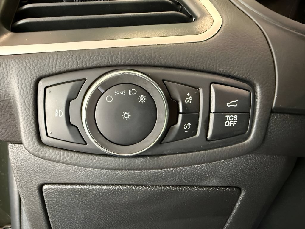 Certified 2024 Ford Edge SEL w/ Convenience Package AWD/4WD image 18
