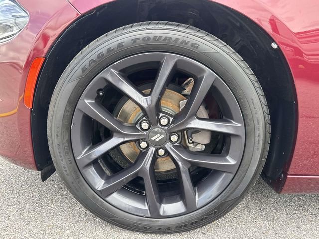 Used 2020 Dodge Charger SXT w/ Blacktop Package image 9