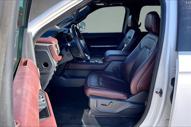 Certified 2024 Ford Expedition Limited image 24