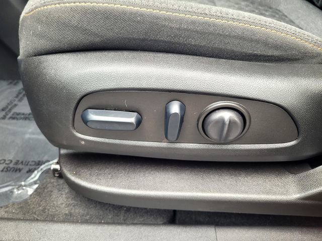 Used 2022 Chevrolet Equinox LT image 12