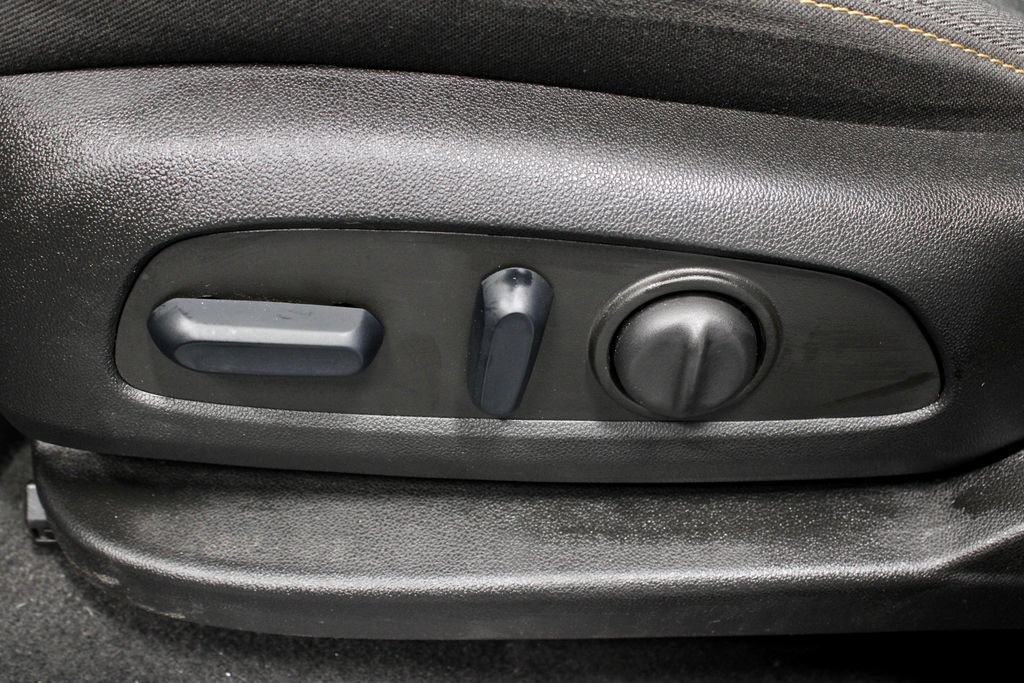 Used 2023 Chevrolet Equinox LT AWD/4WD image 23