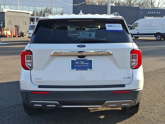 Certified 2020 Ford Explorer XLT w/ Equipment Group 202A image 3