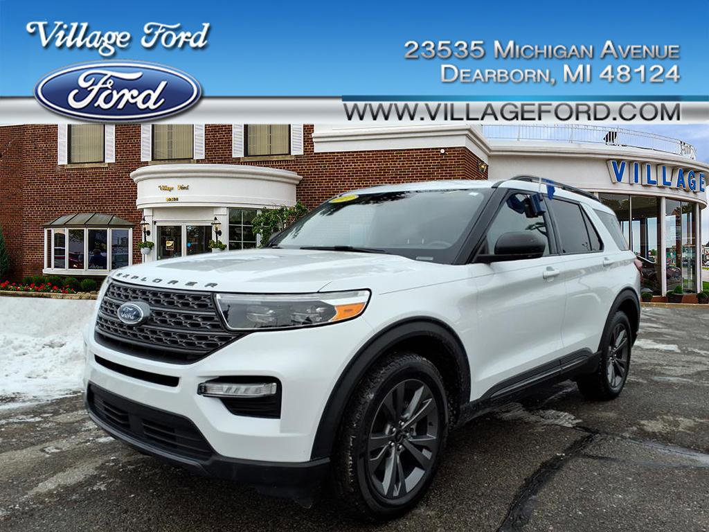 Certified 2021 Ford Explorer XLT w/ Equipment Group 202A image 5