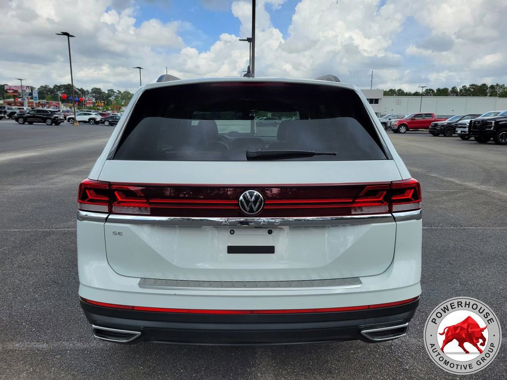 Used 2024 Volkswagen Atlas SE image 4