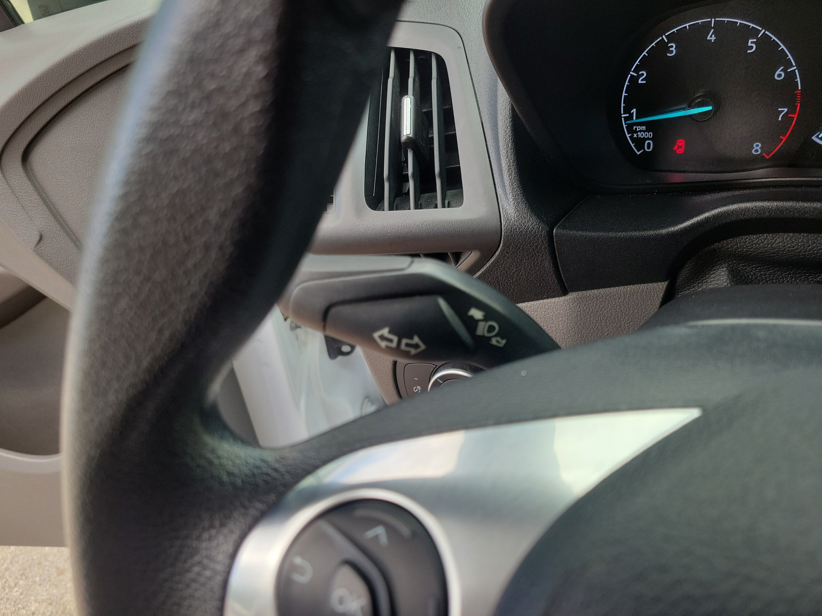 Certified 2019 Ford Transit Connect XL FWD image 17