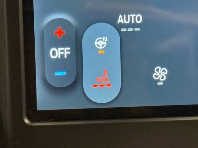 Certified 2024 Ford Edge Titanium image 28