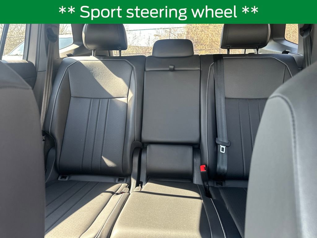 Used 2024 Volkswagen Tiguan SE R-Line AWD/4WD image 14