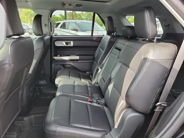Certified 2023 Ford Explorer XLT w/ Equipment Group 202A AWD/4WD image 26