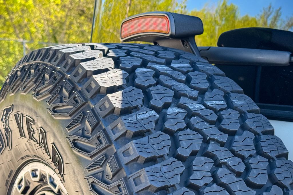 Certified 2025 Ford Bronco Badlands w/ Sasquatch Package AWD/4WD image 19