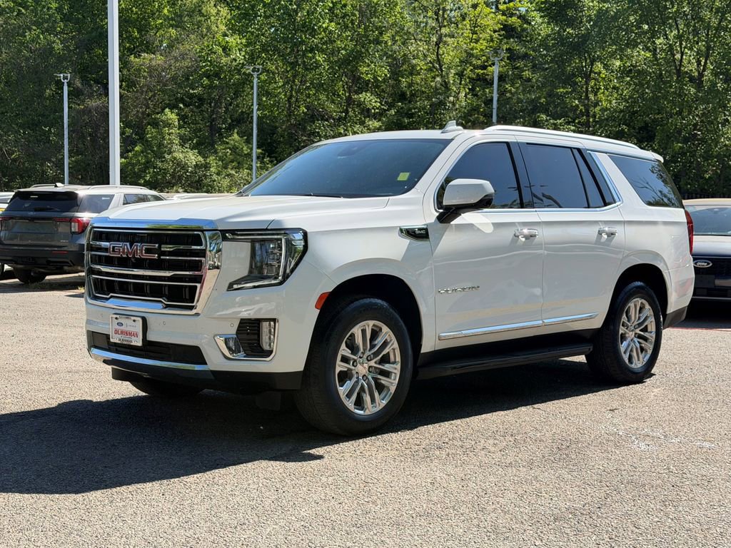 Used 2023 GMC Yukon SLT w/ SLT Luxury Package AWD/4WD image 3
