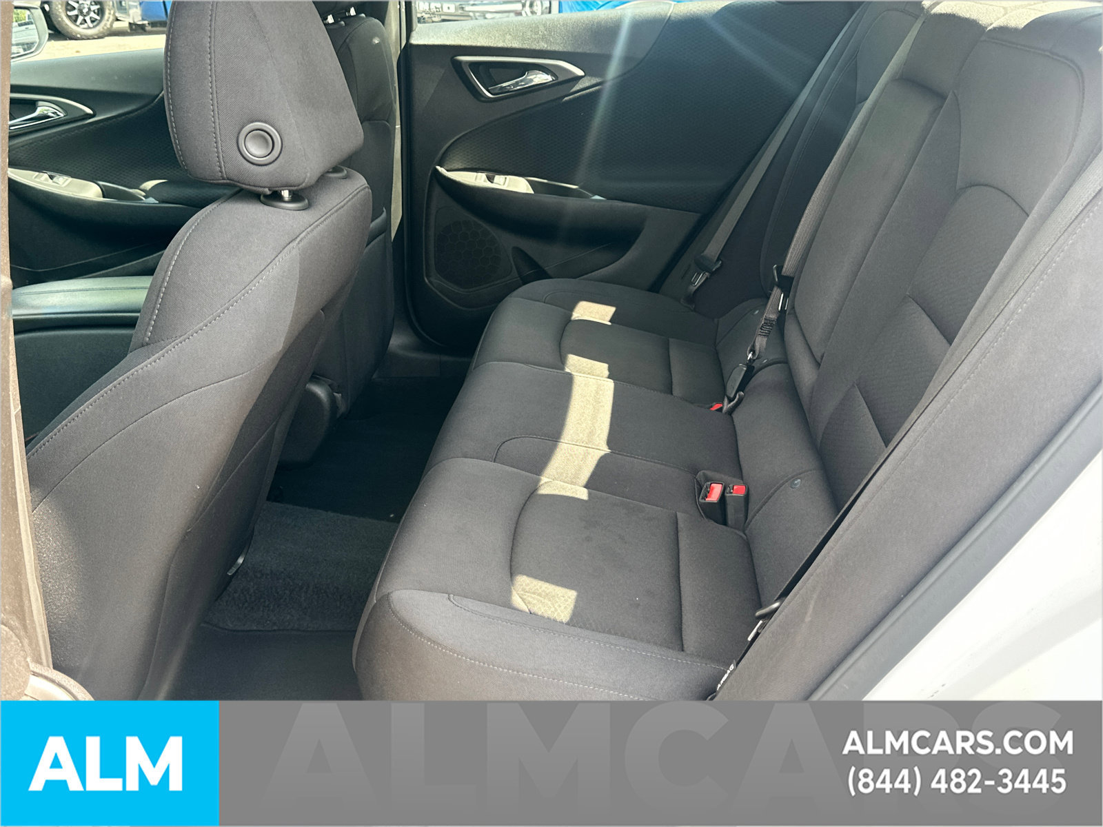 Used 2025 Chevrolet Malibu LT FWD image 23