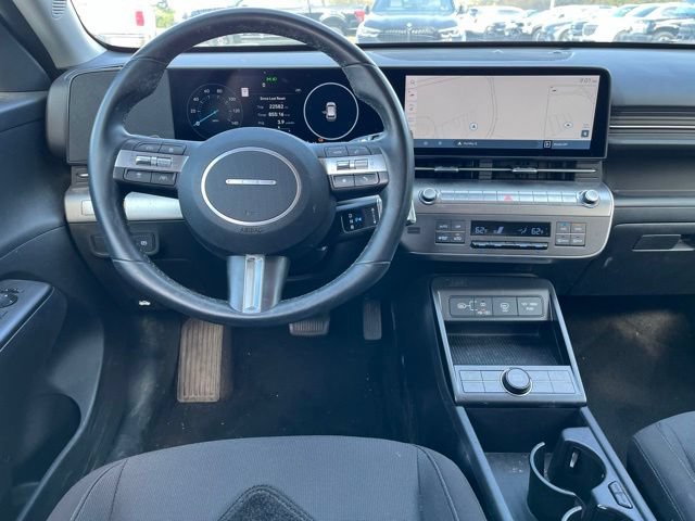 Used 2024 Hyundai Kona SEL FWD image 12