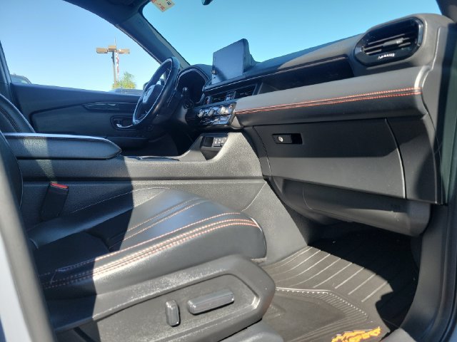 Used 2024 Honda Pilot TrailSport image 23