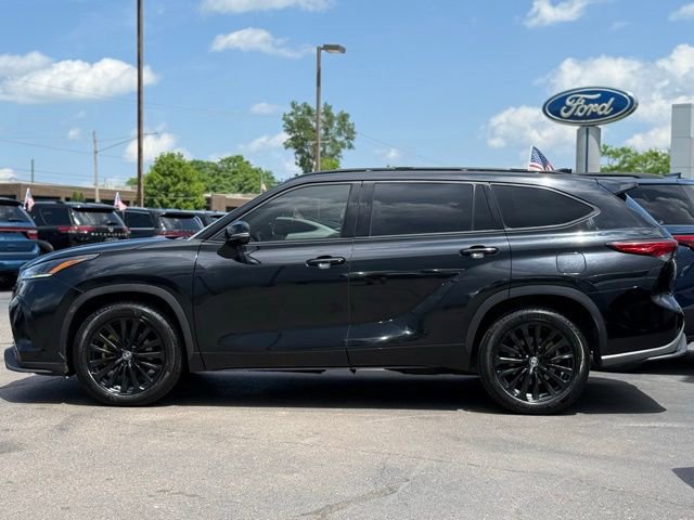 Used 2022 Toyota Highlander XSE image 5