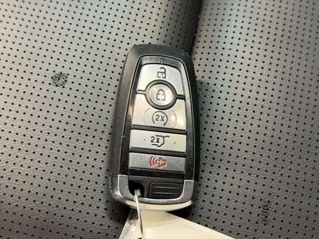 Certified 2024 Ford Escape Platinum AWD/4WD image 28