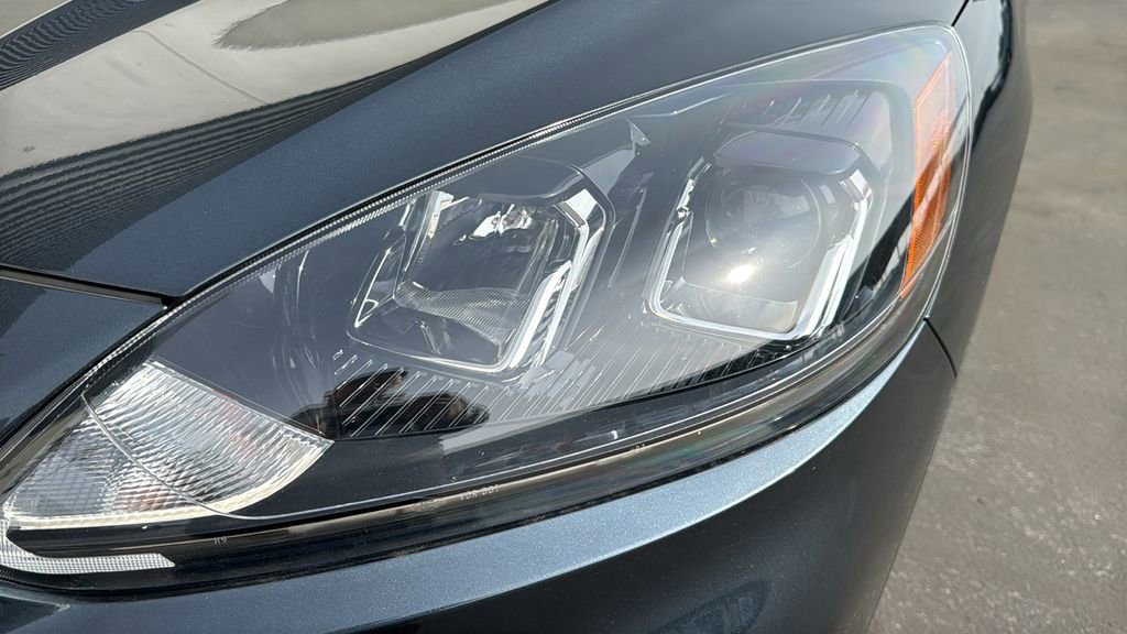 Certified 2022 Ford Escape SEL image 6