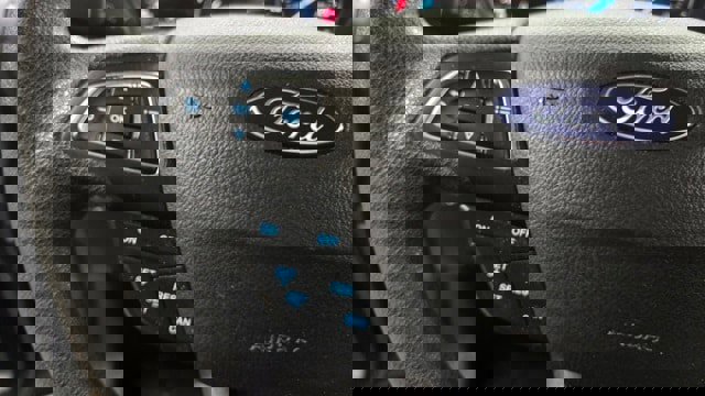 Certified 2022 Ford EcoSport SE image 38