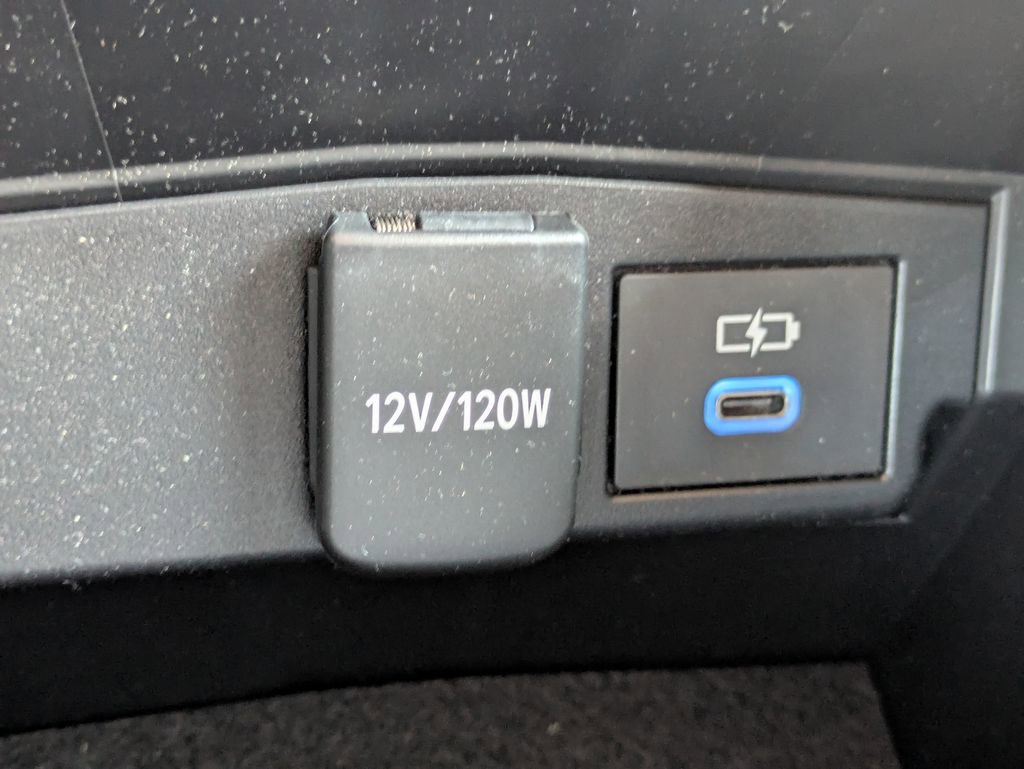 Used 2022 Toyota Corolla XSE FWD image 21
