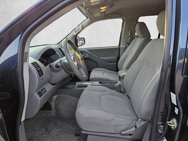 Used 2017 Nissan Frontier SV AWD/4WD image 13