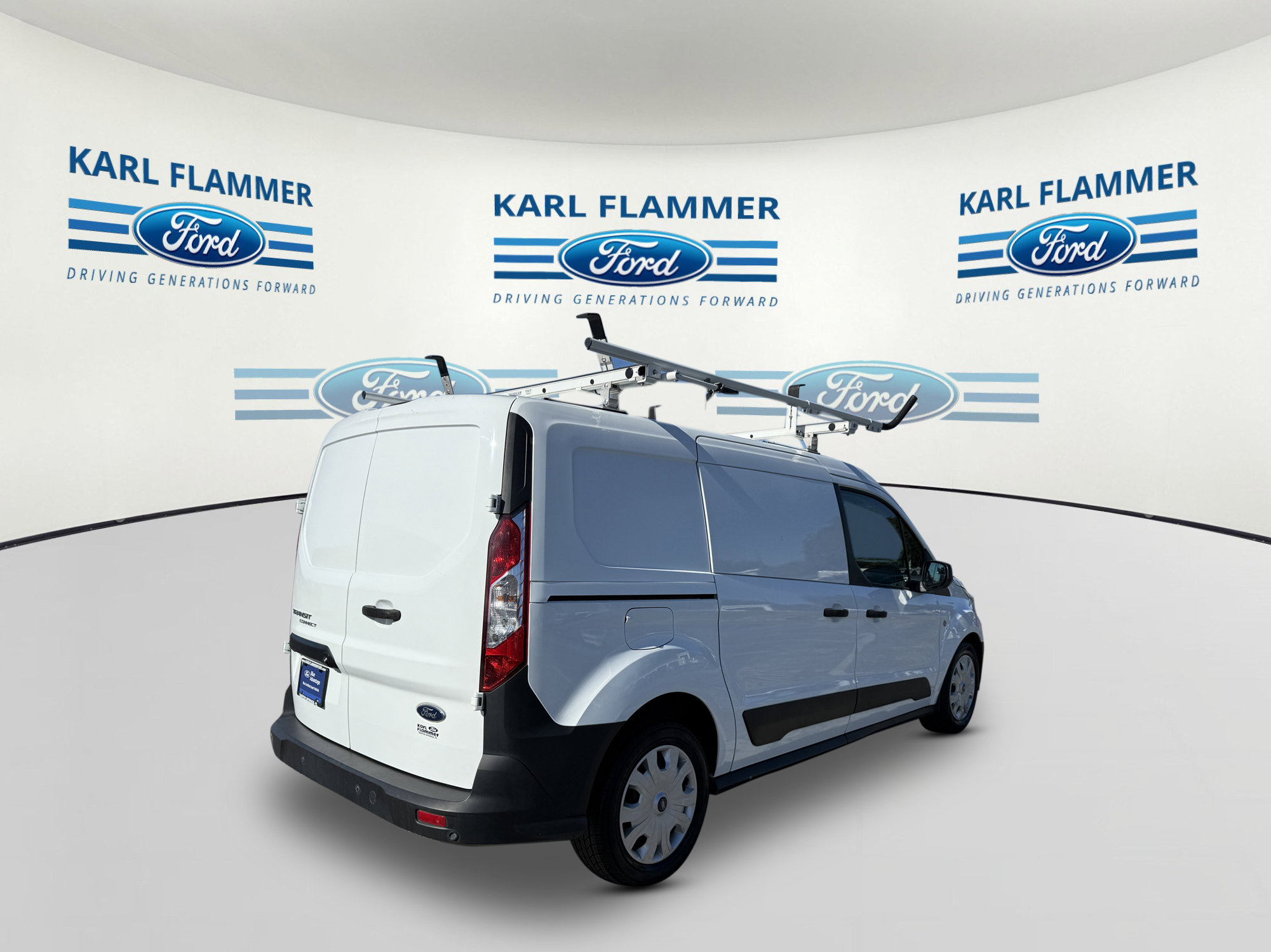Certified 2020 Ford Transit Connect XL image 3