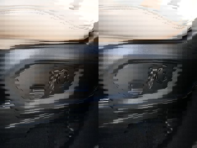 Certified 2023 Ford Explorer XLT w/ Equipment Group 202A image 14