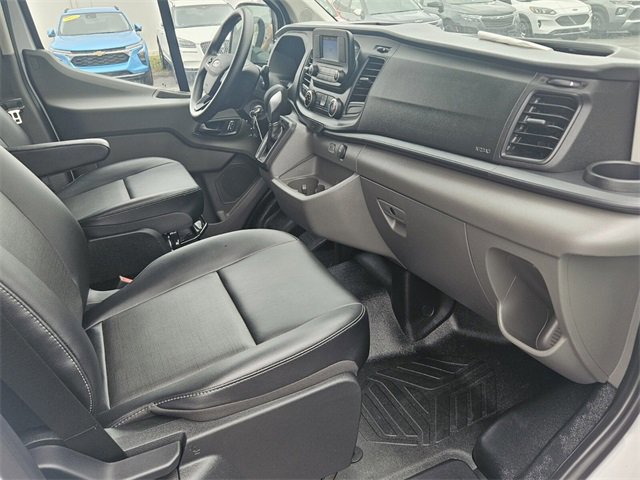 Certified 2024 Ford Transit 150 Low Roof image 11
