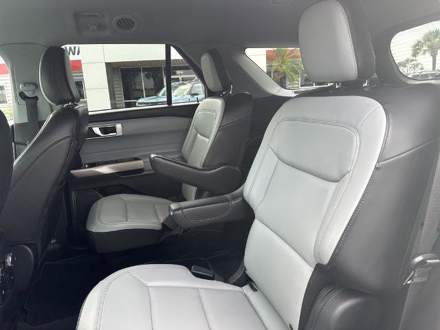Certified 2021 Ford Explorer XLT w/ Equipment Group 202A RWD image 20