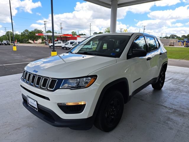 Used 2019 Jeep Compass Sport AWD/4WD image 3