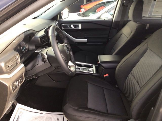 Certified 2023 Ford Explorer XLT AWD/4WD image 9