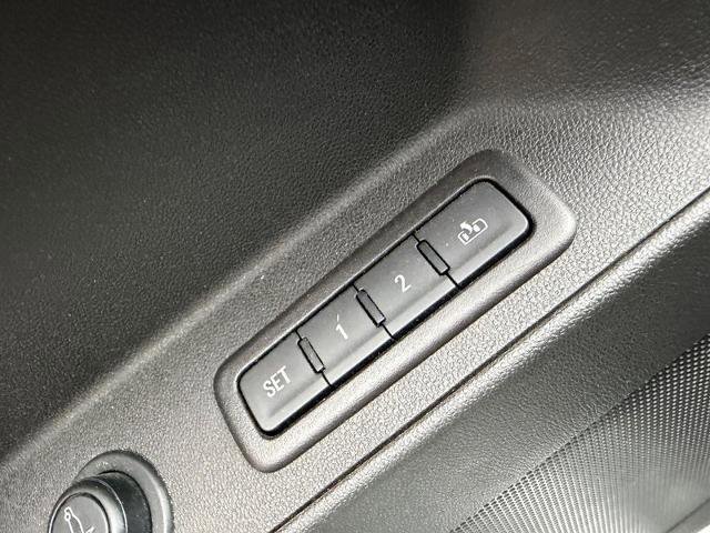 Used 2019 Chevrolet Equinox Premier image 20